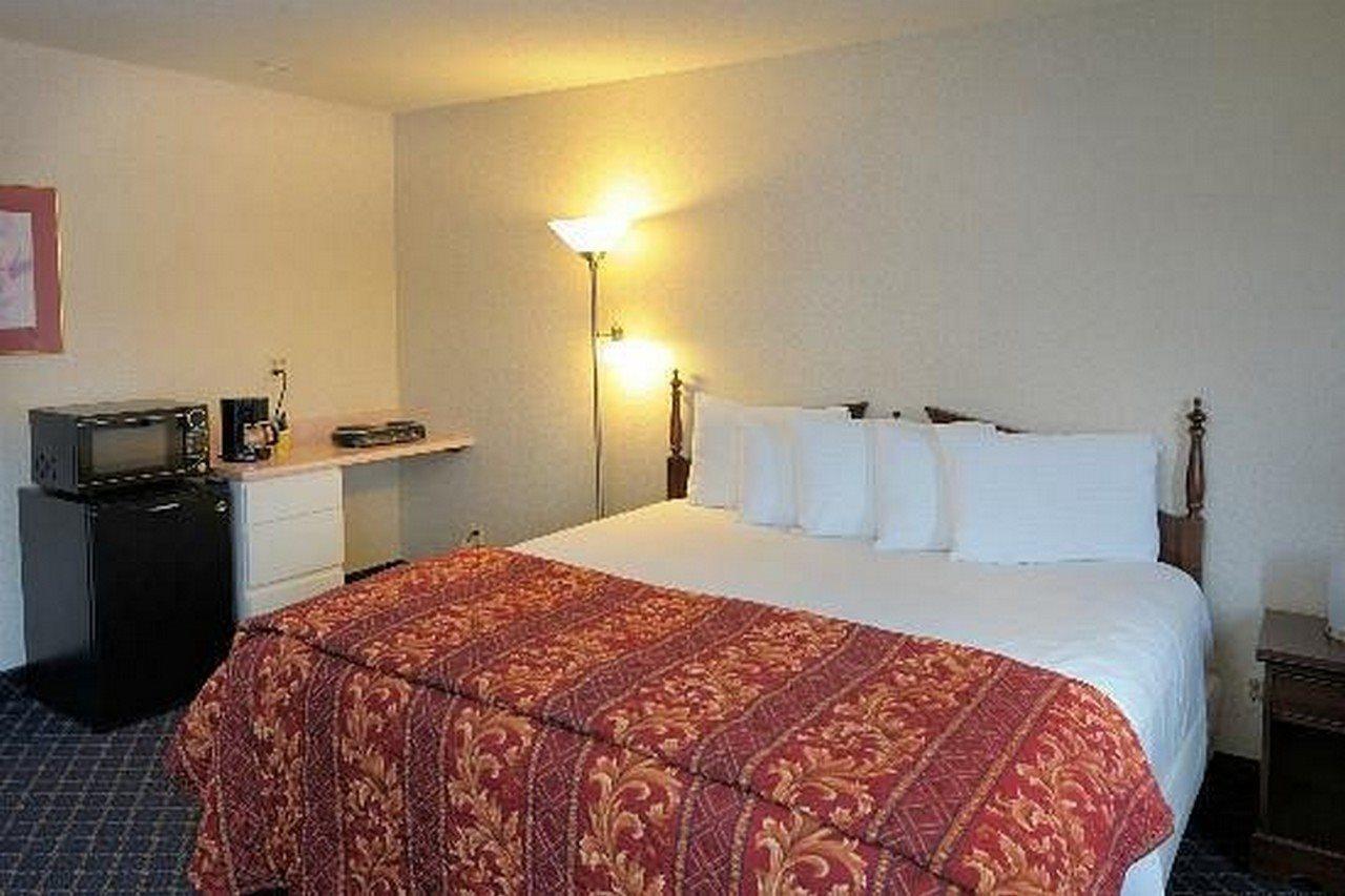 Regency Inn & Suites West Springfield Luaran gambar