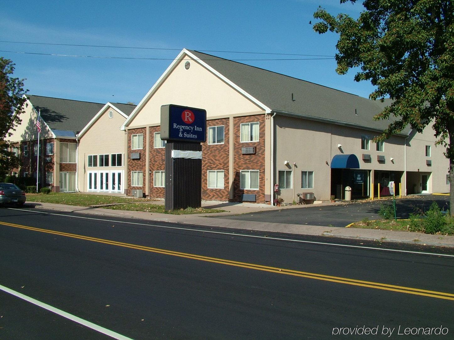 Regency Inn & Suites West Springfield Luaran gambar